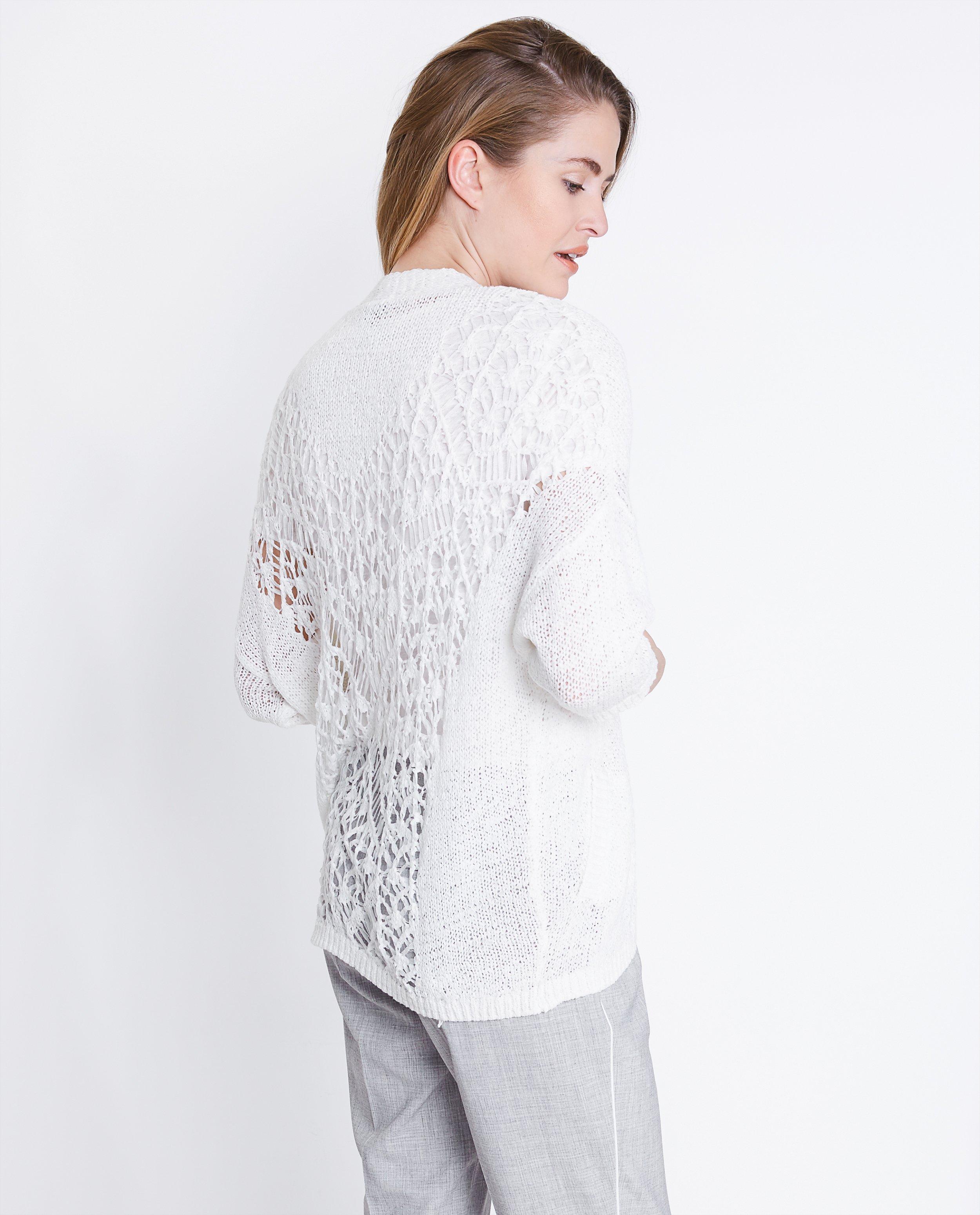 Roomwit gehaakt vest