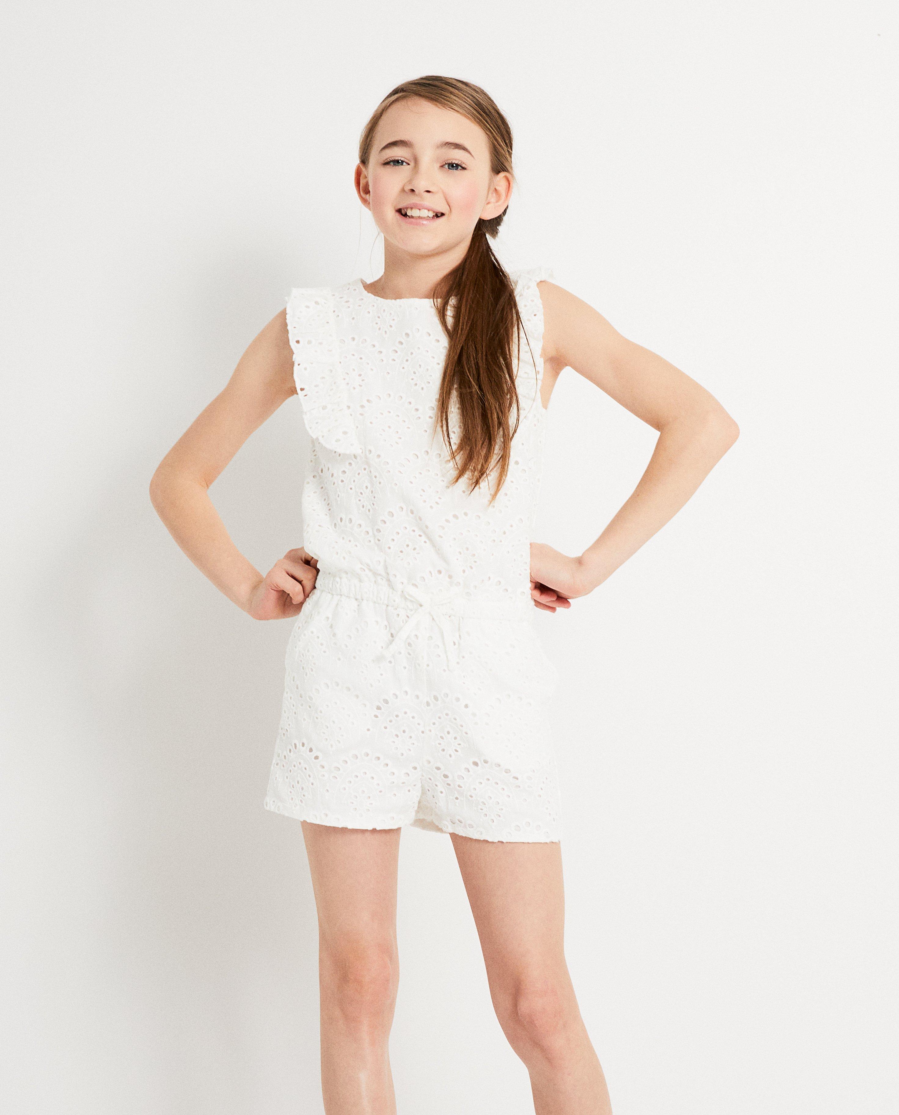 witte jumpsuits