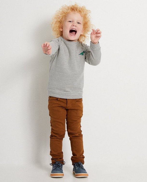Regarde maman, un dino sur ma pull Regarde maman, un dino sur ma pull