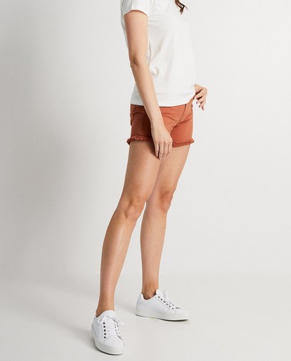 Terracotta short met kwastjes Terracotta short met kwastjes