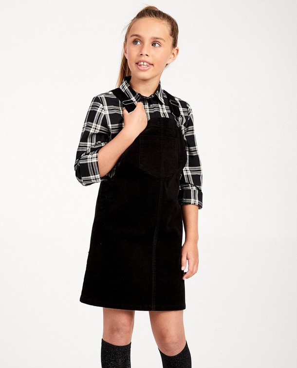 Musthave: stoere ribfluwelen overgooier Musthave: stoere ribfluwelen overgooier