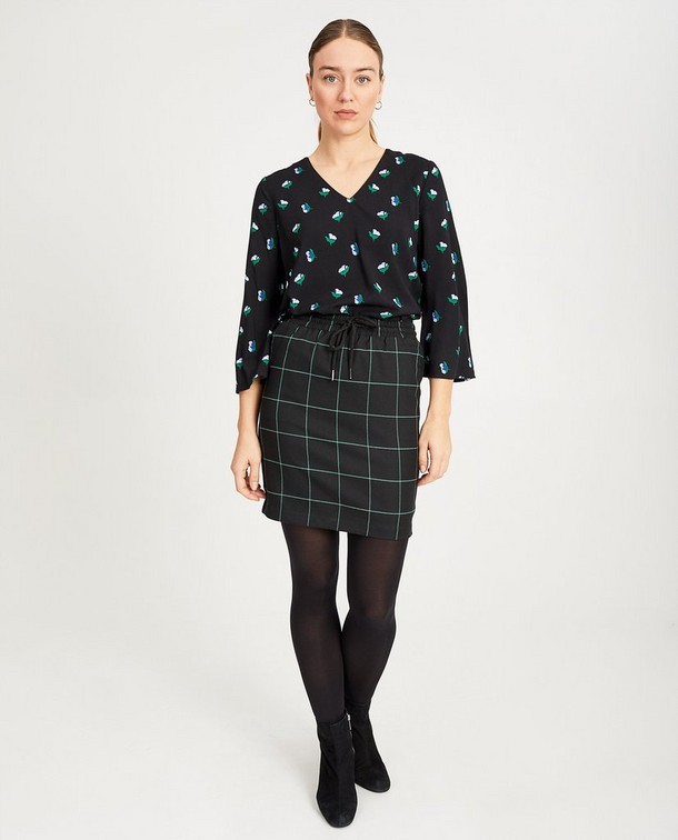 Dare to mix prints Dare to mix prints