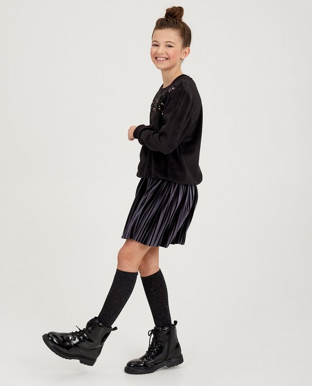 Fluweel + pailletten = must-have! Fluweel + pailletten = must-have!