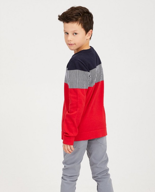 Casual look met color block Casual look met color block