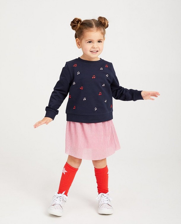Zing mee in je favoriete K3 outfitje Zing mee in je favoriete K3 outfitje