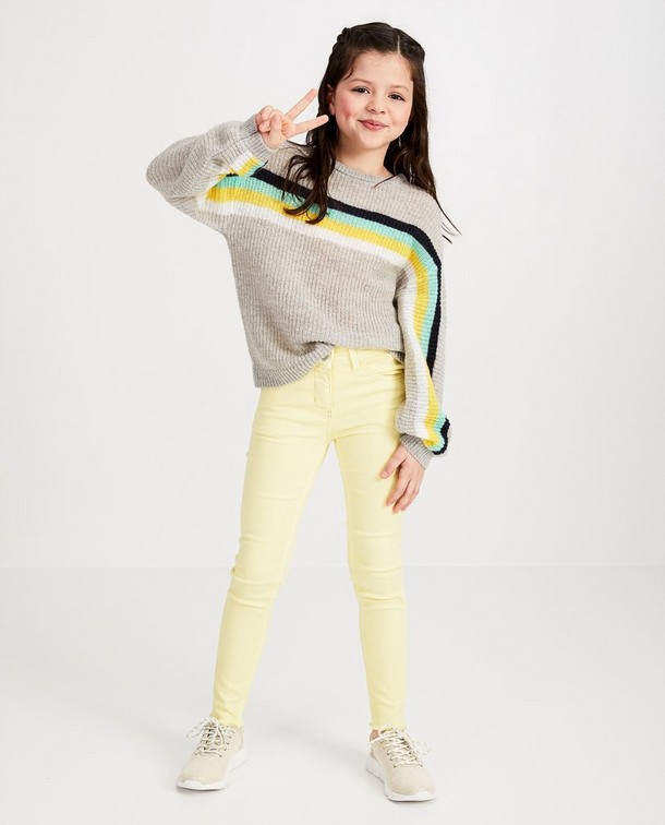 Kleurrijke schooloutfit Kleurrijke schooloutfit