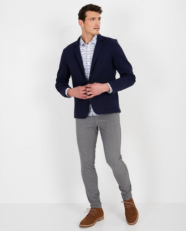 Comfortabele fit + classy look Comfortabele fit + classy look