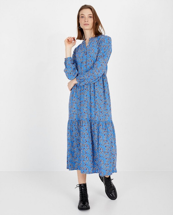 Blauw met bloemen Blauw met bloemen