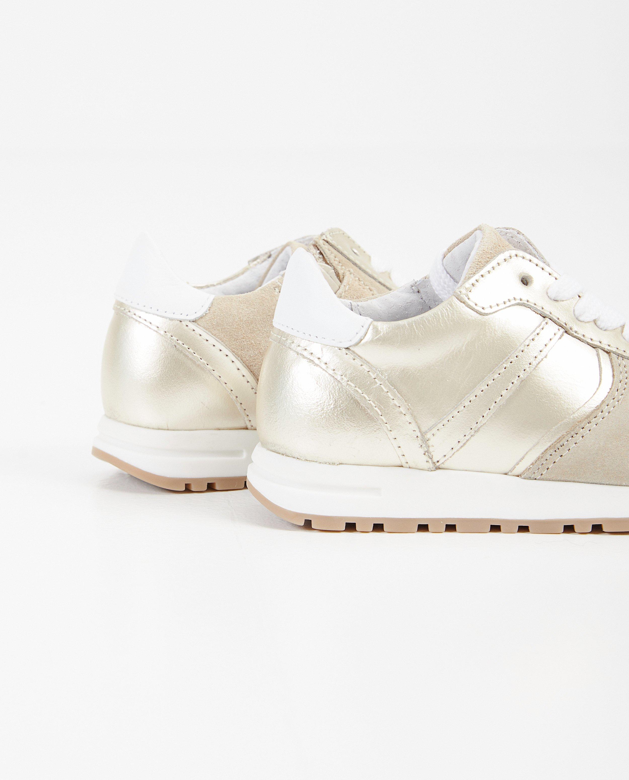 Goudkleurige sneakers, maat 27-32
