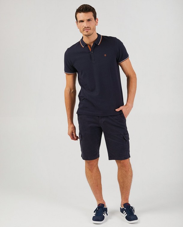 Un polo sous le signe de la durabilité, un véritable incontournable donc ! Un polo sous le signe de la durabilité, un véritable incontournable donc !
