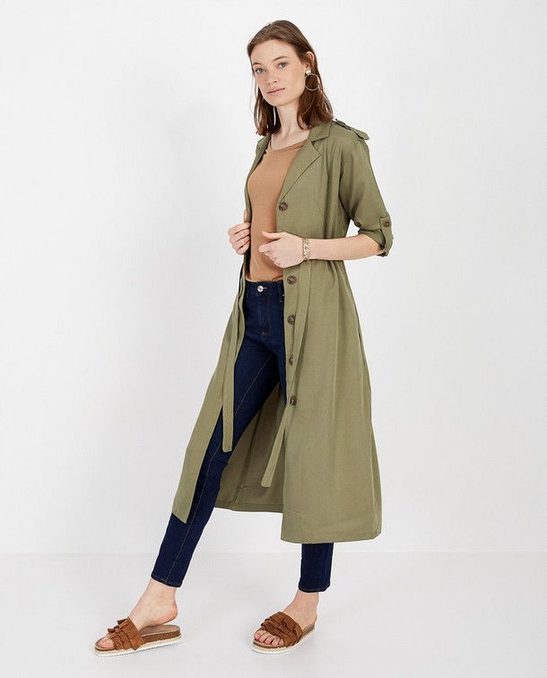 Se porte comme une robe ou un gilet Se porte comme une robe ou un gilet