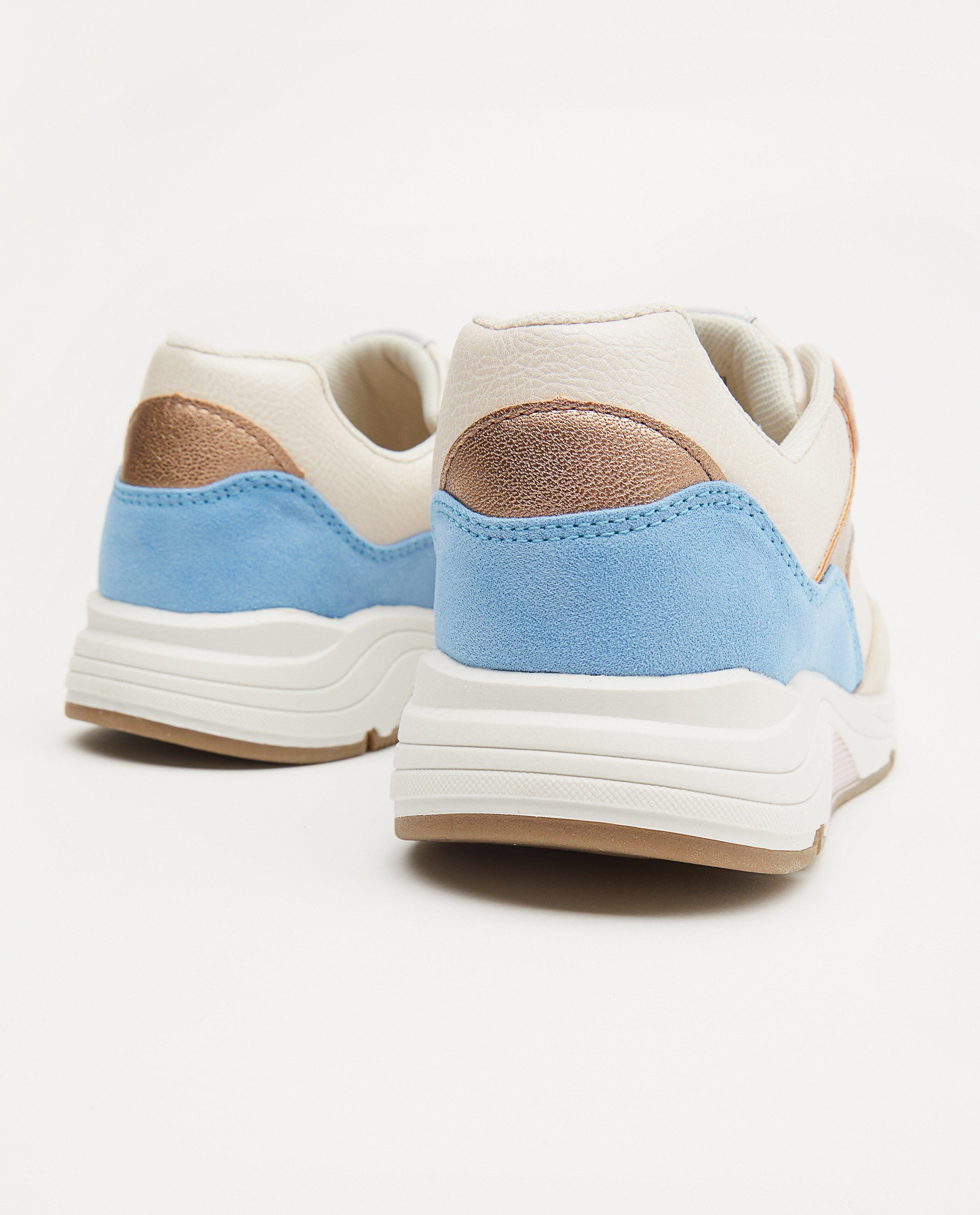 Bullboxer Sneakers 295003E5LBWHGDTD80 Wit-38 maat 38 - Schoenen.nl