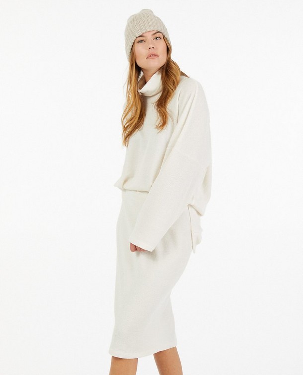 Deze ton sur ton outfit is magnifiek Deze ton sur ton outfit is magnifiek