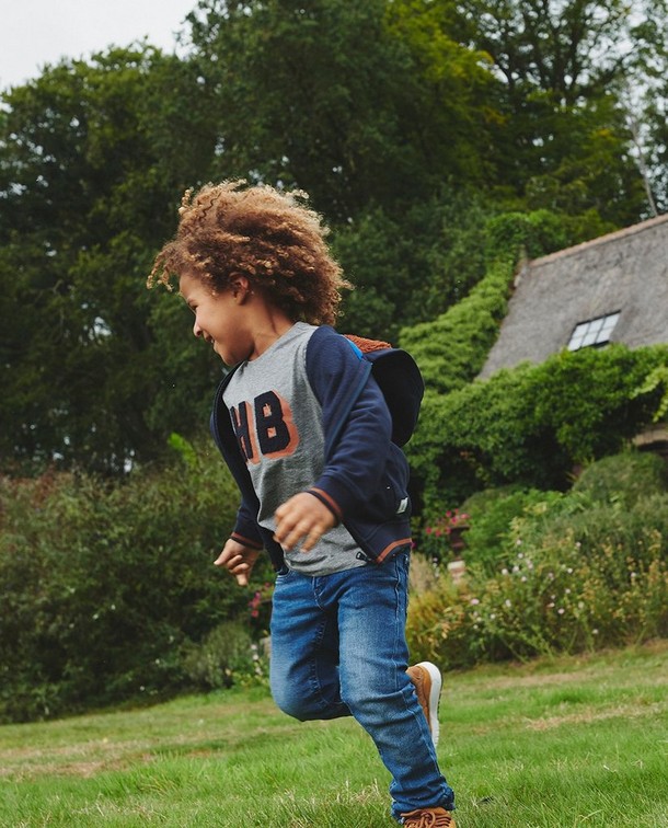 Dansen en dollen Dansen en dollen