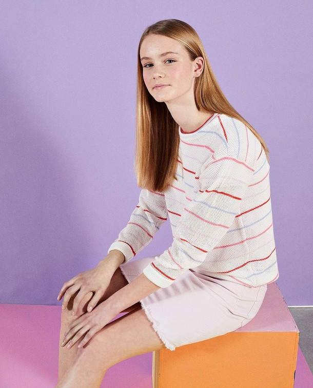 Un look fraîche pour les adolescentes en tendance! Un look fraîche pour les adolescentes en tendance!