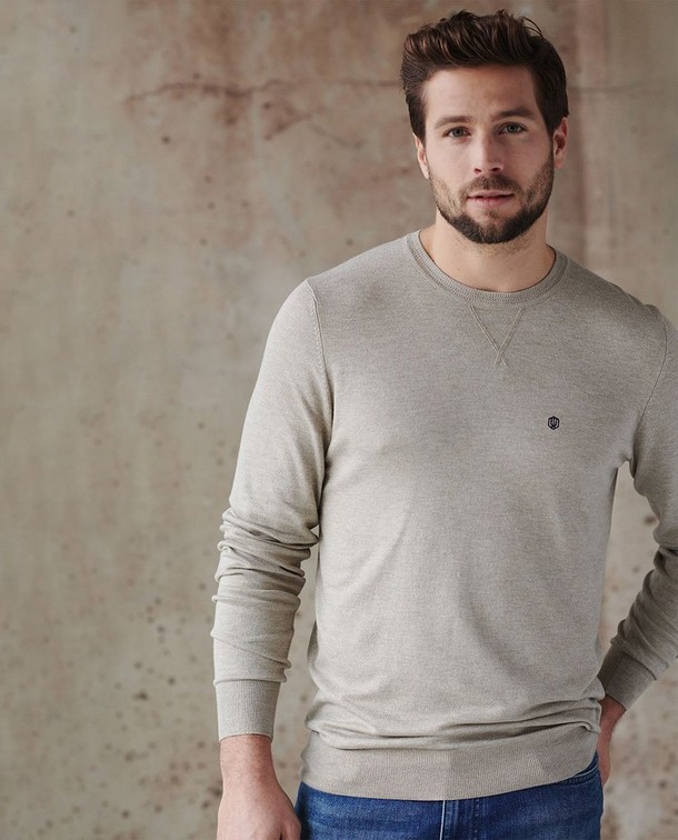 Le pull parfait peut faire votre journée Le pull parfait peut faire votre journée