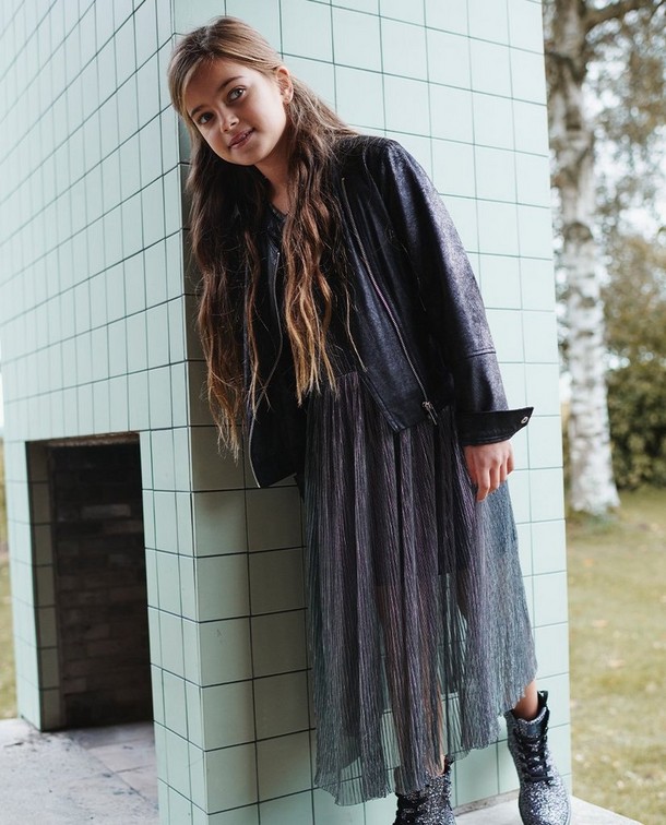 Schitter in deze girly outfit Schitter in deze girly outfit